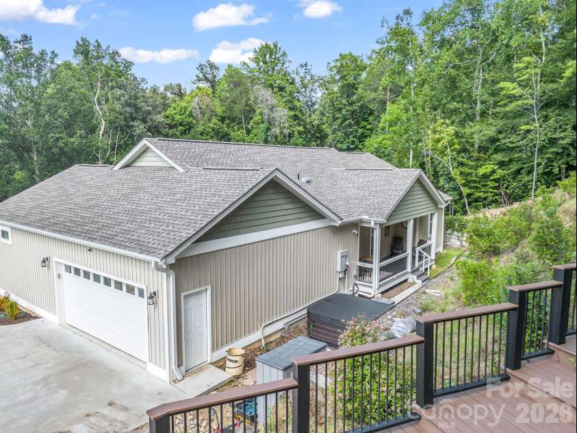 39 Village Overlook Loop, Swannanoa, NC 28778.  MLS# CAR4418753, YatesRealty ID 47730. 