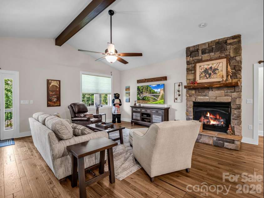 39 Village Overlook Loop, Swannanoa, NC 28778.  MLS# CAR4418753, YatesRealty ID 47730. 