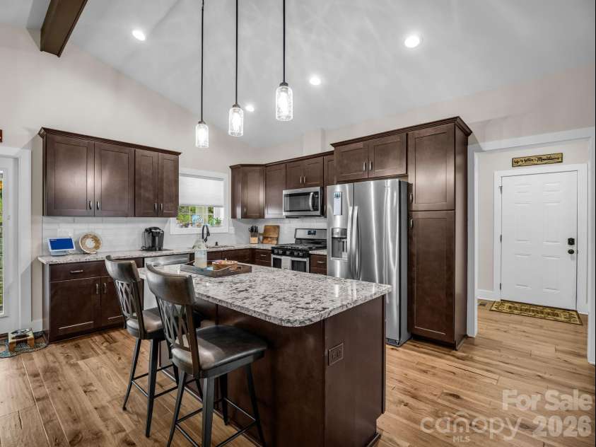 39 Village Overlook Loop, Swannanoa, NC 28778.  MLS# CAR4418753, YatesRealty ID 47730. 