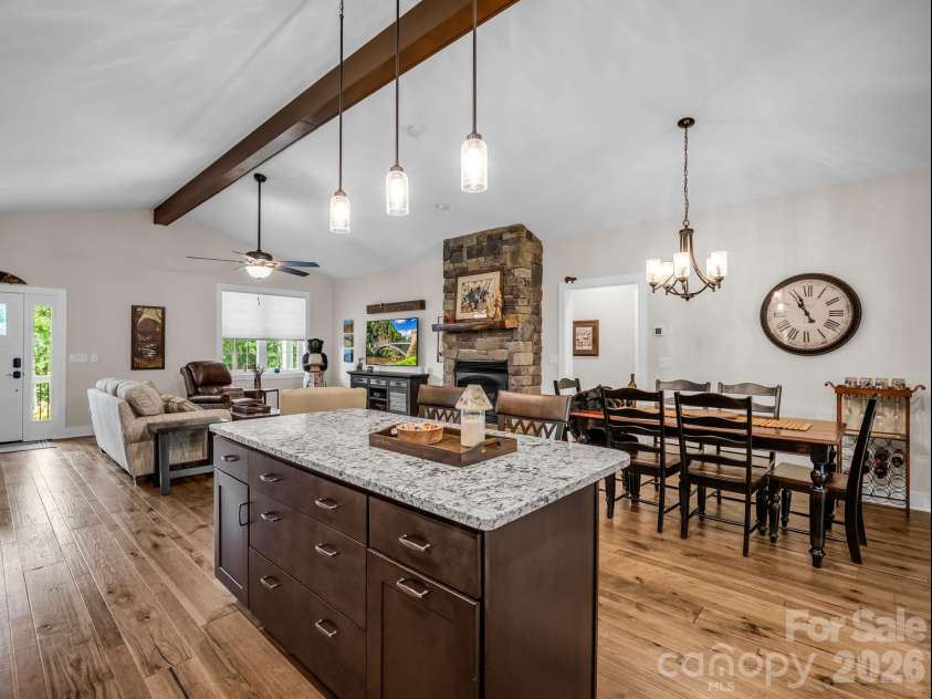 39 Village Overlook Loop, Swannanoa, NC 28778.  MLS# CAR4418753, YatesRealty ID 47730. 