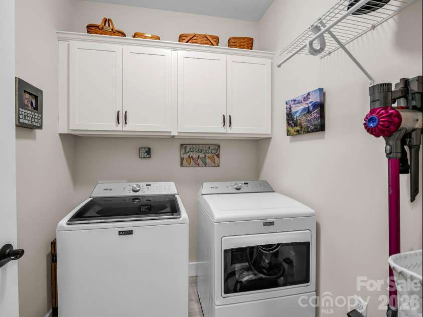 39 Village Overlook Loop, Swannanoa, NC 28778.  MLS# CAR4418753, YatesRealty ID 47730. 