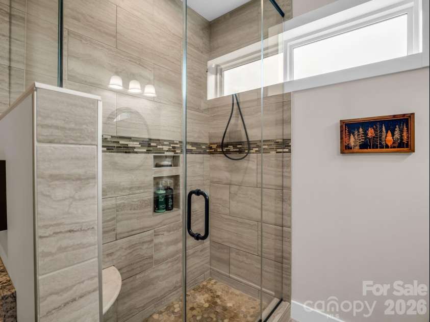 39 Village Overlook Loop, Swannanoa, NC 28778.  MLS# CAR4418753, YatesRealty ID 47730. 