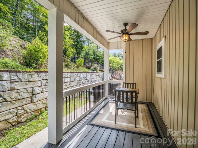39 Village Overlook Loop, Swannanoa, NC 28778.  MLS# CAR4418753, YatesRealty ID 47730. 