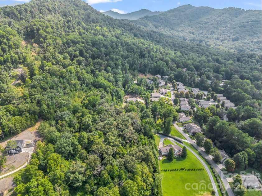 39 Village Overlook Loop, Swannanoa, NC 28778.  MLS# CAR4418753, YatesRealty ID 47730. 