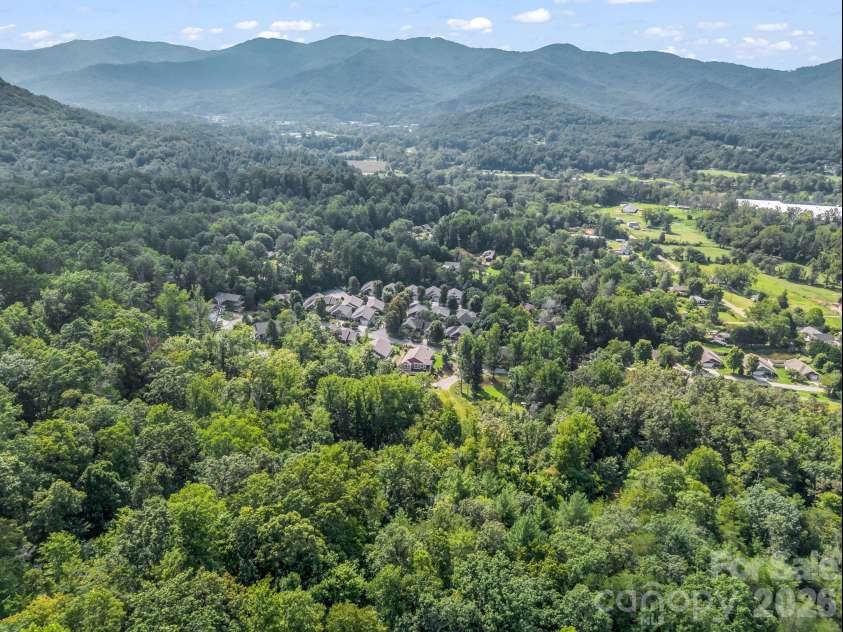 39 Village Overlook Loop, Swannanoa, NC 28778.  MLS# CAR4418753, YatesRealty ID 47730. 