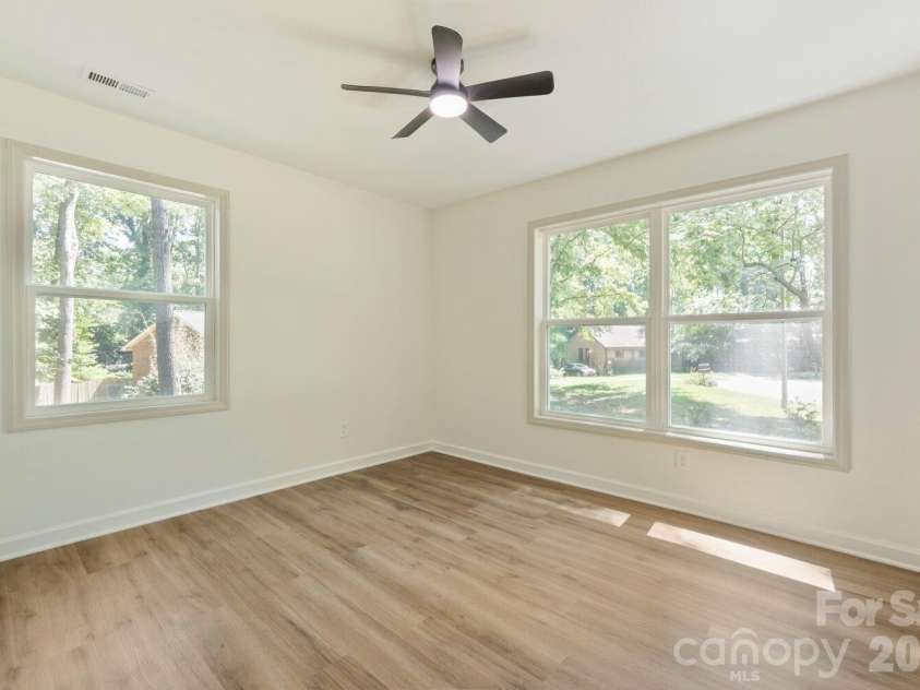 900 Burtonwood Circle, Charlotte, NC 28212.  MLS# CAR4419156, YatesRealty ID 47731. Second Bedroom
