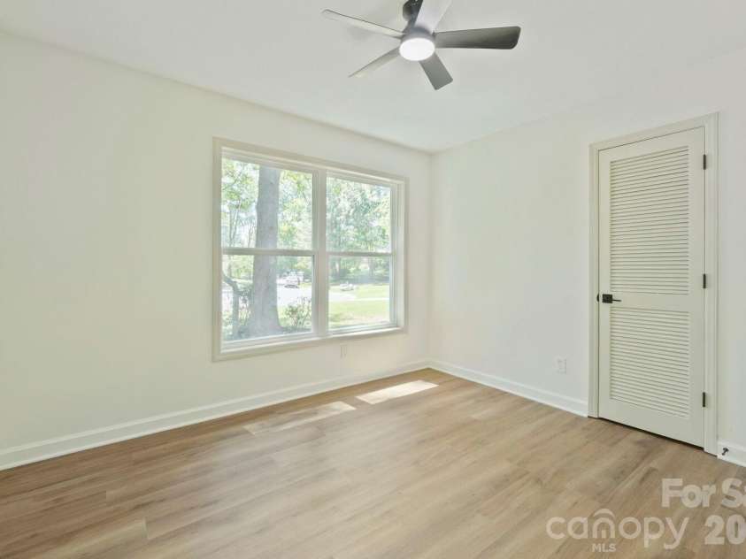 900 Burtonwood Circle, Charlotte, NC 28212.  MLS# CAR4419156, YatesRealty ID 47731. Second Bedroom