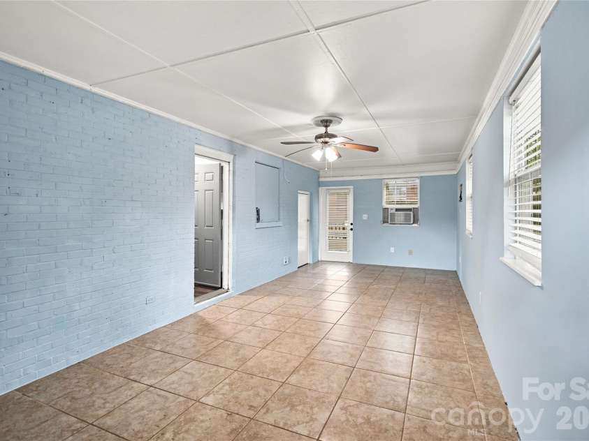 4209 Heatherstone Drive, Gastonia, NC 28056.  MLS# CAR4419168, YatesRealty ID 47733. 
