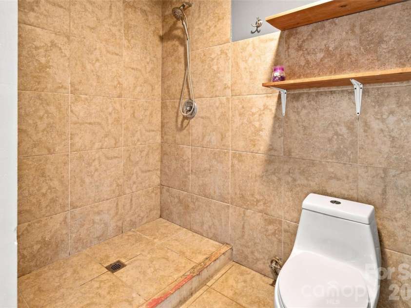 4209 Heatherstone Drive, Gastonia, NC 28056.  MLS# CAR4419168, YatesRealty ID 47733. 