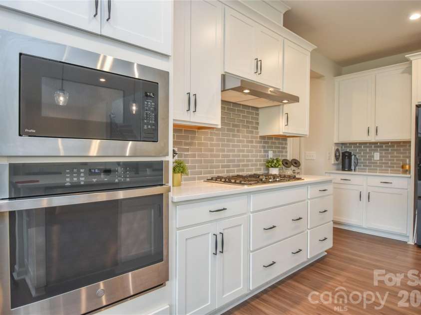 108 Ballou Drive, Mooresville, NC 28115.  MLS# CAR4419414, YatesRealty ID 47737. 