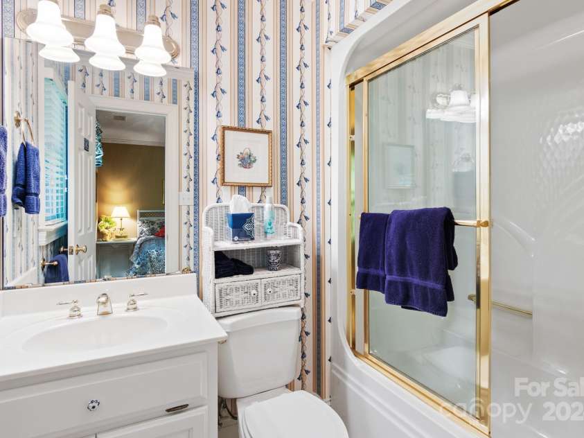 1408 Stone Gate Drive, Shelby, NC 28150.  MLS# CAR4181748, YatesRealty ID 4774. ...and an attached full bath.