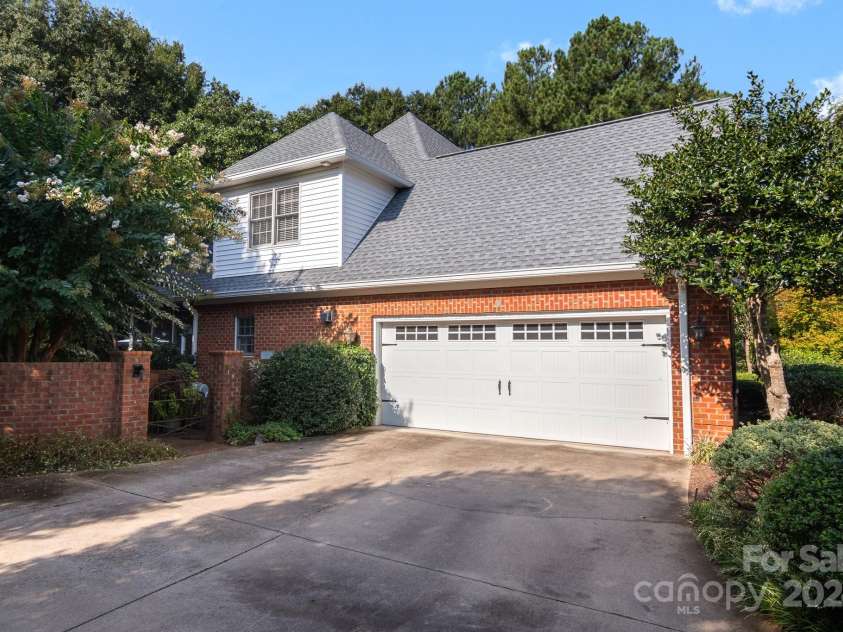 1408 Stone Gate Drive, Shelby, NC 28150.  MLS# CAR4181748, YatesRealty ID 4774. Entrance to the two-car garage is to the side of the house.
