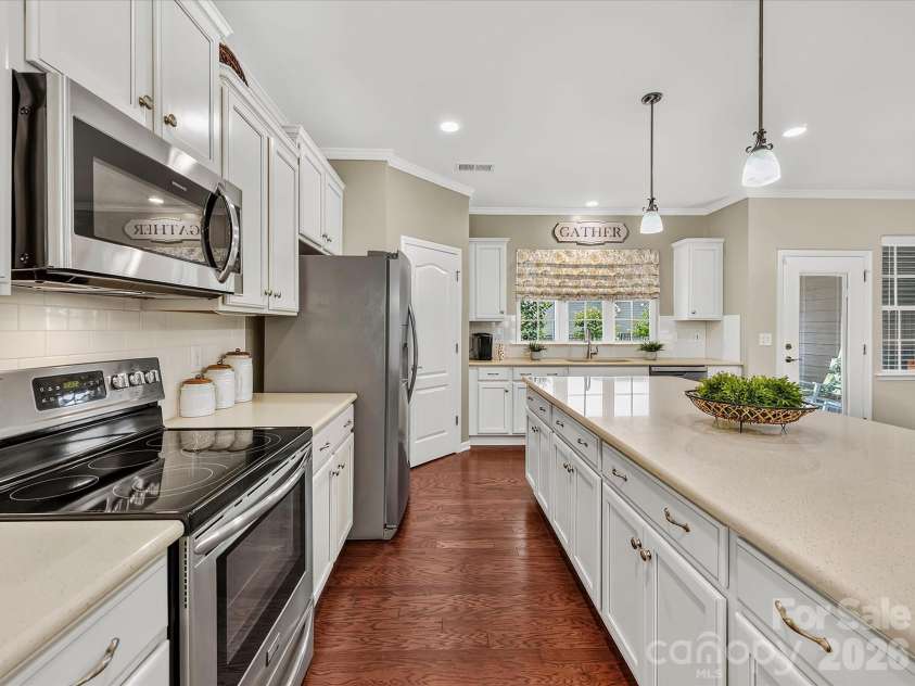 9005 Cape Breton Lane, Lancaster, SC 29720.  MLS# CAR4416986, YatesRealty ID 47740. Stainless Appliances and Subway Tiled Backsplash