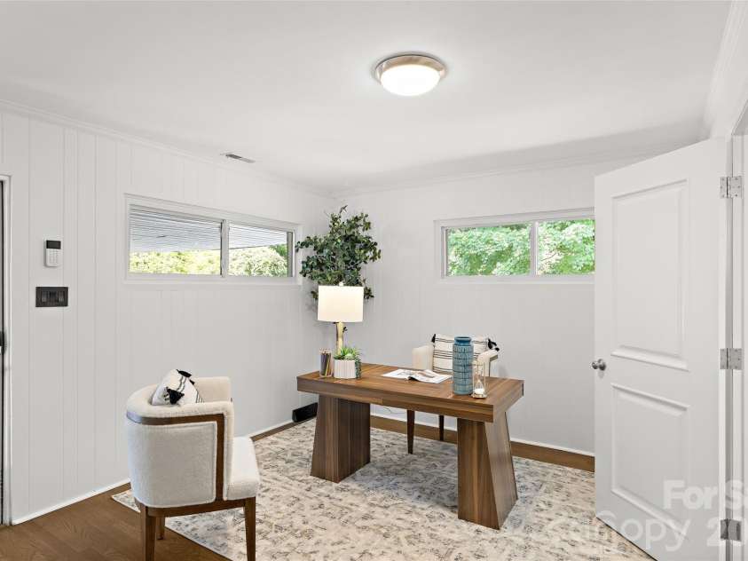 1222 Burtonwood Circle, Charlotte, NC 28212.  MLS# CAR4418524, YatesRealty ID 47741. 