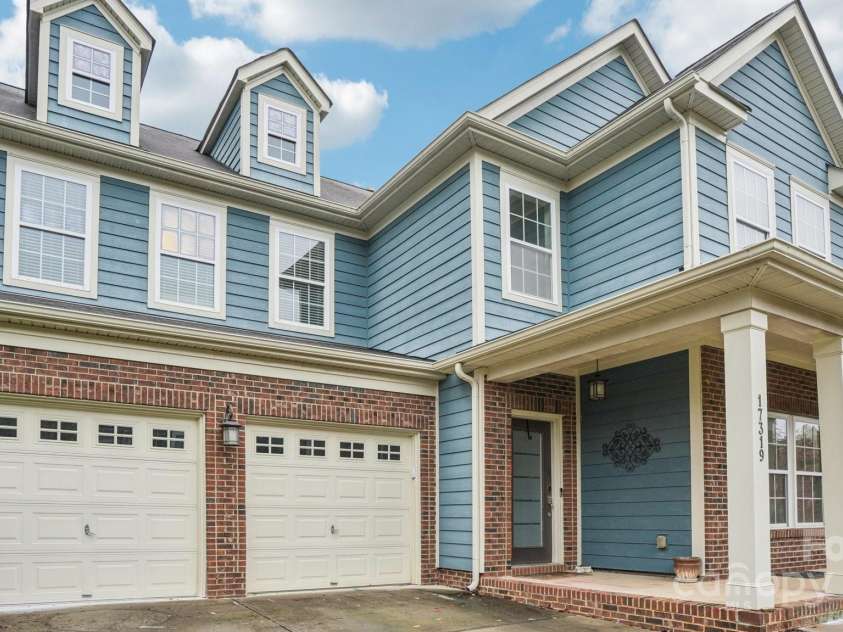 17319 Silas Place Drive, Davidson, NC 28036.  MLS# CAR4314821, YatesRealty ID 47742. 2 Car Double Door Garage