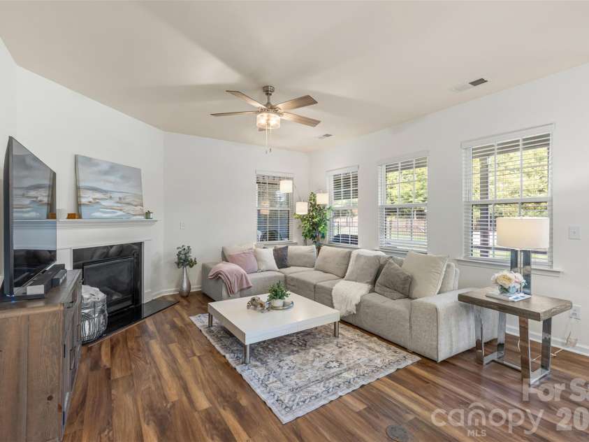 355 Kentmere Lane, Clover, SC 29710.  MLS# CAR4412715, YatesRealty ID 47742. 