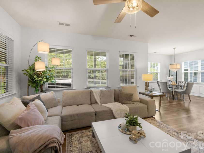 355 Kentmere Lane, Clover, SC 29710.  MLS# CAR4412715, YatesRealty ID 47742. 