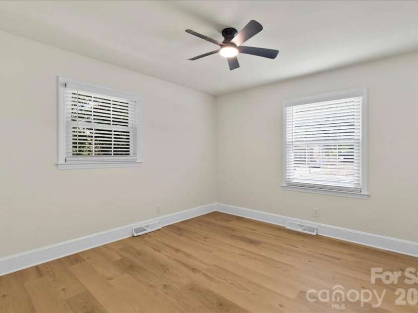 1814 Windham Place, Charlotte, NC 28205.  MLS# CAR4413949, YatesRealty ID 47744. Bedroom 2