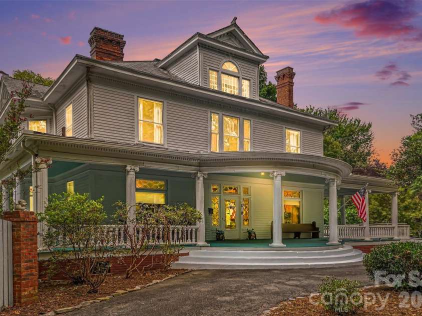 810 Franklin Street, Monroe, NC 28112.  MLS# CAR4412195, YatesRealty ID 47746. 