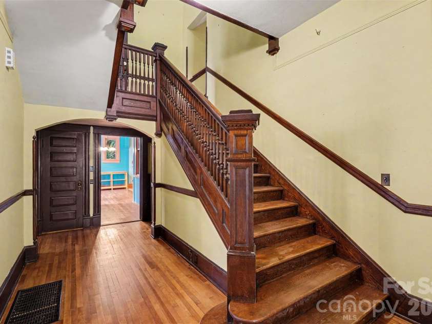 810 Franklin Street, Monroe, NC 28112.  MLS# CAR4412195, YatesRealty ID 47746. 