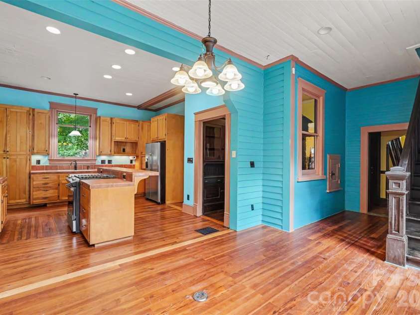810 Franklin Street, Monroe, NC 28112.  MLS# CAR4412195, YatesRealty ID 47746. 