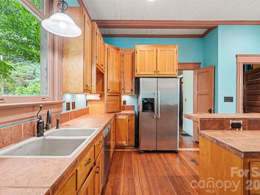 810 Franklin Street, Monroe, NC 28112.  MLS# CAR4412195, YatesRealty ID 47746. 