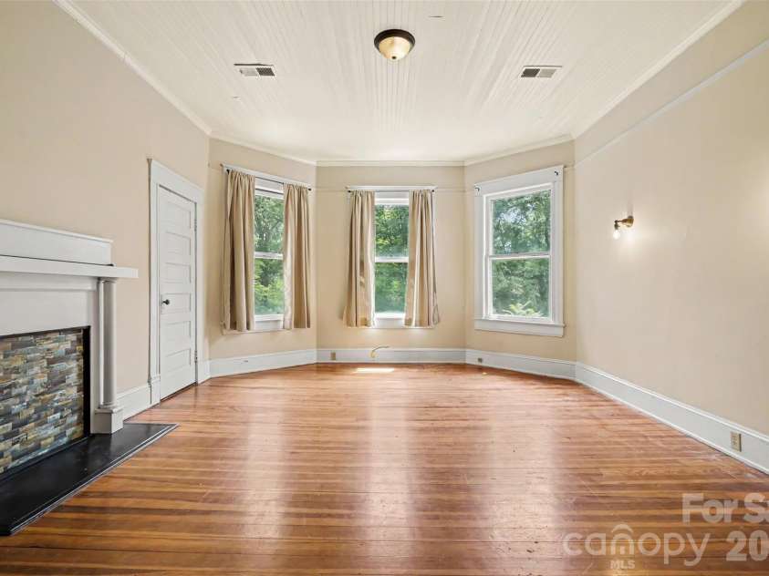 810 Franklin Street, Monroe, NC 28112.  MLS# CAR4412195, YatesRealty ID 47746. 