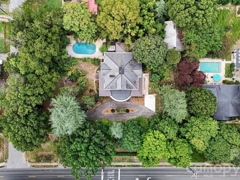 810 Franklin Street, Monroe, NC 28112.  MLS# CAR4412195, YatesRealty ID 47746. 
