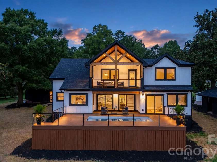216 Lake Pines Lane, Lexington, NC 27292.  MLS# CAR4351408, YatesRealty ID 47747. 