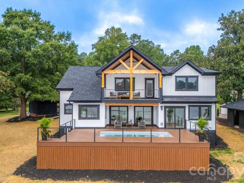 216 Lake Pines Lane, Lexington, NC 27292.  MLS# CAR4351408, YatesRealty ID 47747. 