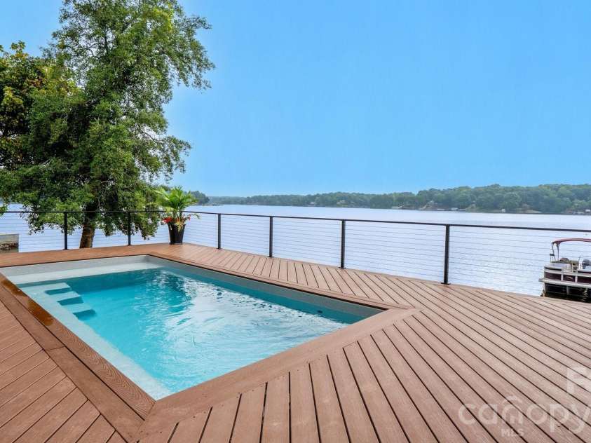 216 Lake Pines Lane, Lexington, NC 27292.  MLS# CAR4351408, YatesRealty ID 47747. 