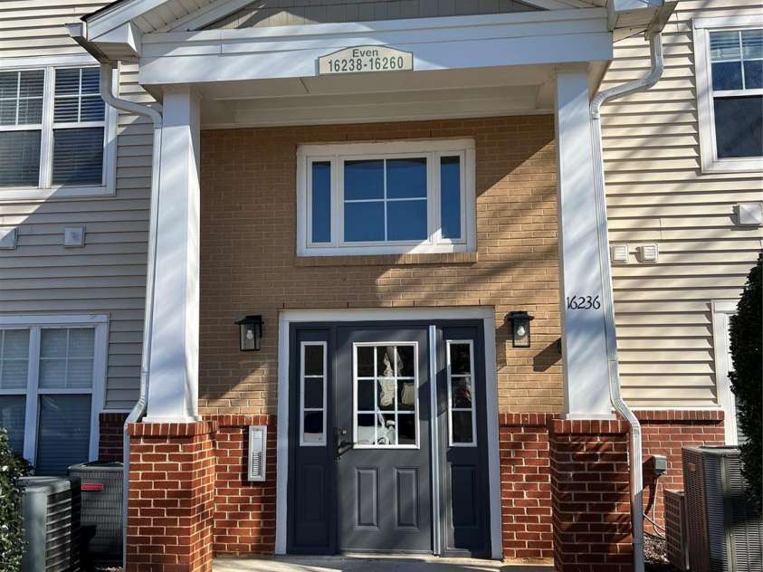 16256 Redstone Mountain Lane, Charlotte, NC 28277.  MLS# CAR4337845, YatesRealty ID 4775. 