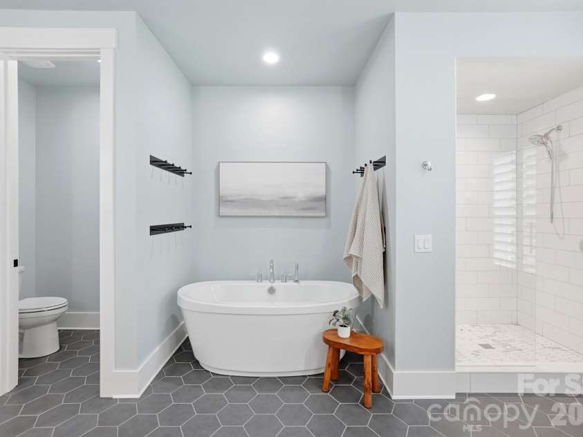 2052 Thatcher Way, Fort Mill, SC 29715.  MLS# CAR4340304, YatesRealty ID 4775. 