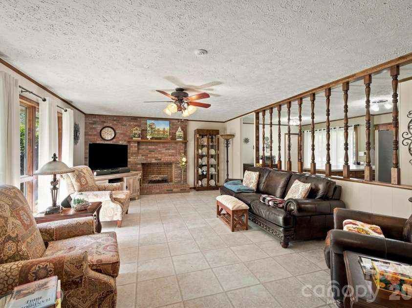 5158 Bob Farr Drive, Morganton, NC 28655.  MLS# CAR4411488, YatesRealty ID 47750. 