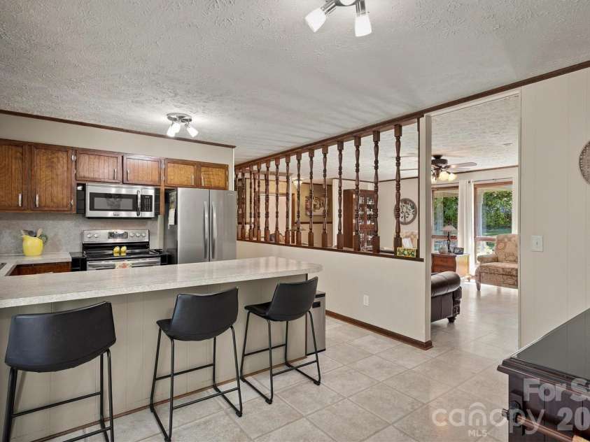5158 Bob Farr Drive, Morganton, NC 28655.  MLS# CAR4411488, YatesRealty ID 47750. 