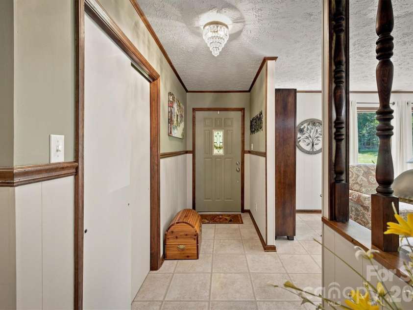 5158 Bob Farr Drive, Morganton, NC 28655.  MLS# CAR4411488, YatesRealty ID 47750. 