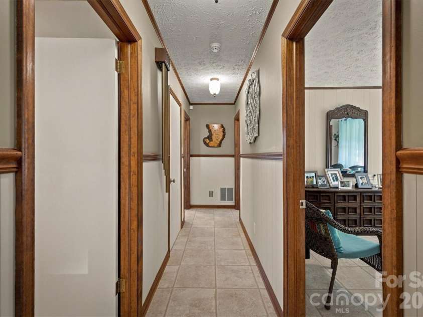 5158 Bob Farr Drive, Morganton, NC 28655.  MLS# CAR4411488, YatesRealty ID 47750. 