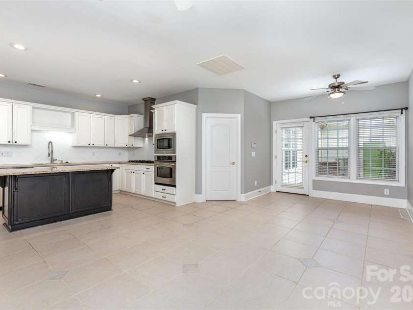 239 Faulkner Way, Davidson, NC 28036.  MLS# CAR4415330, YatesRealty ID 47752. 