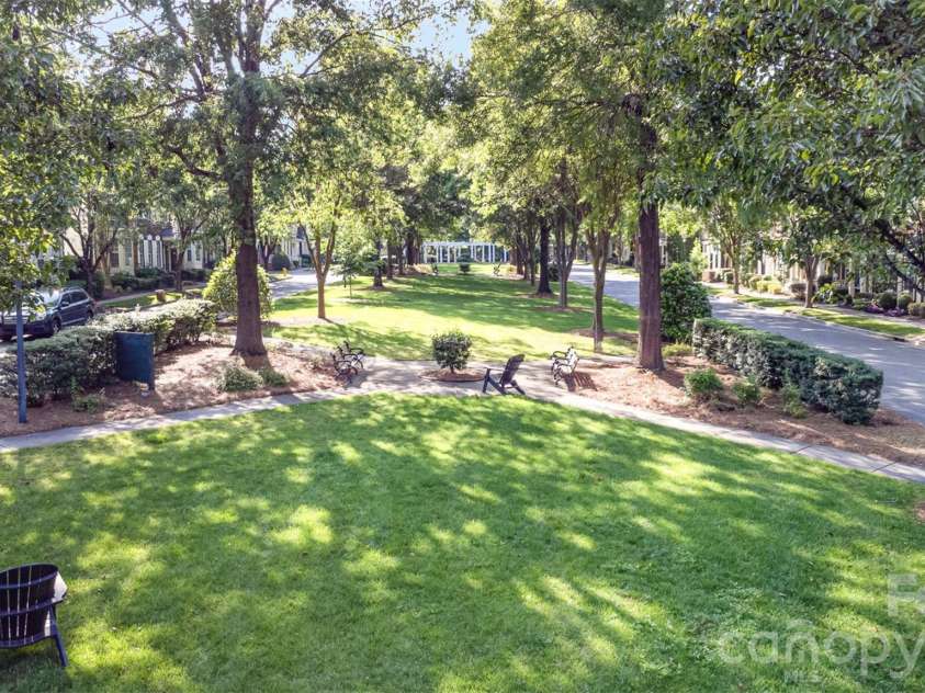 239 Faulkner Way, Davidson, NC 28036.  MLS# CAR4415330, YatesRealty ID 47752. 