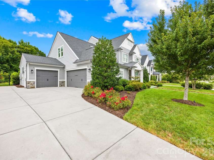 1858 Trotting Circle, Concord, NC 28027.  MLS# CAR4415548, YatesRealty ID 47753. 