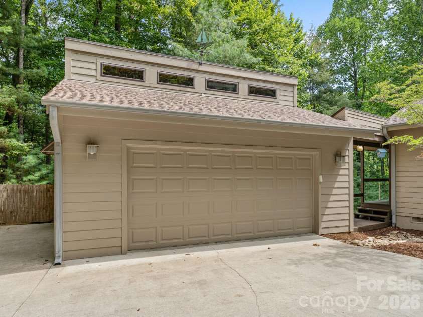 1370 Salola Lane, Brevard, NC 28712.  MLS# CAR4415333, YatesRealty ID 47754. 