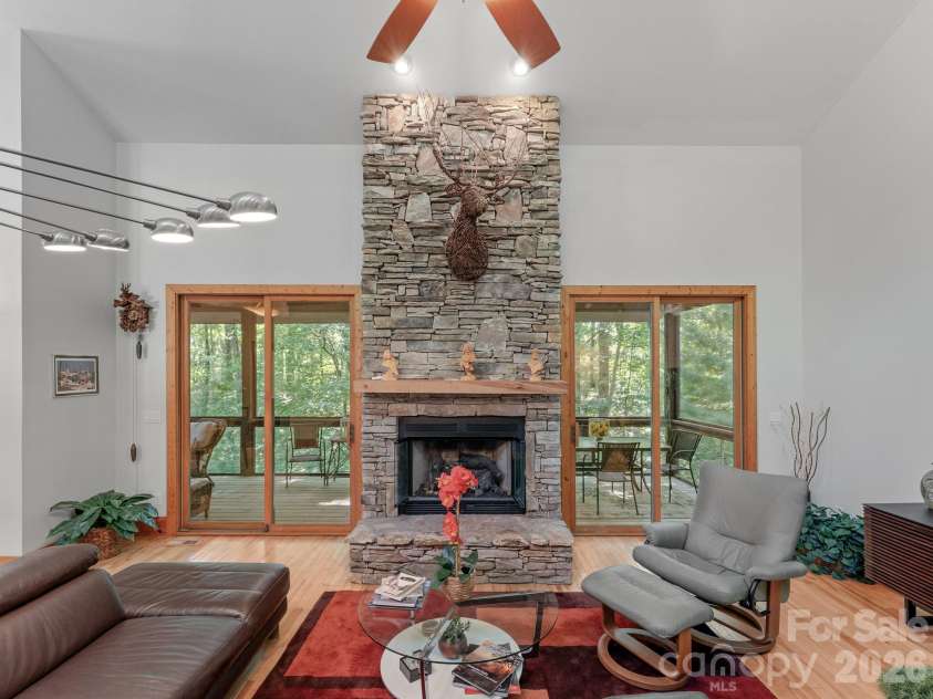 1370 Salola Lane, Brevard, NC 28712.  MLS# CAR4415333, YatesRealty ID 47754. 