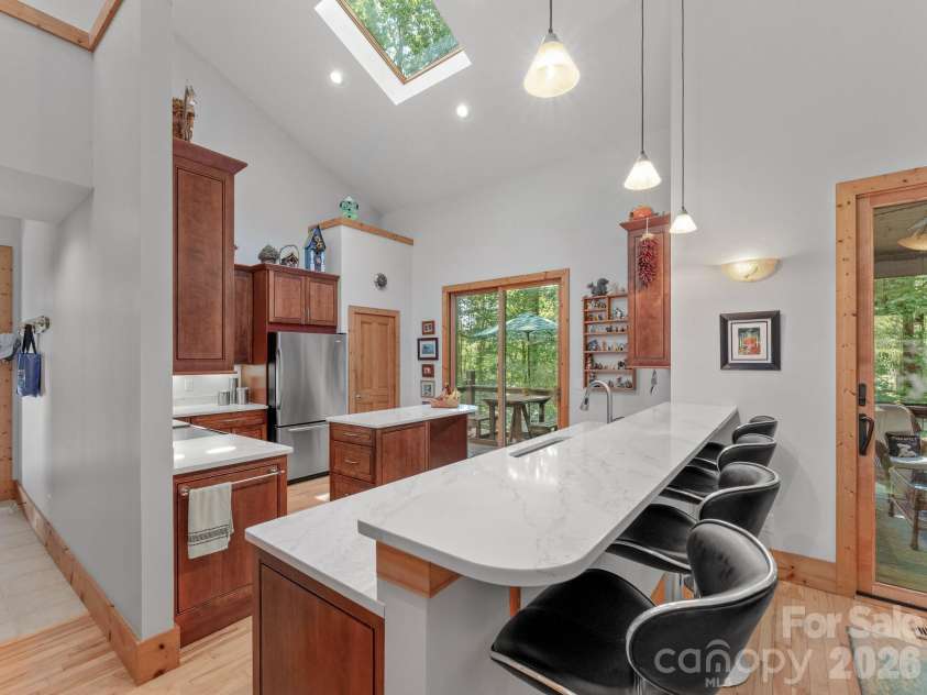 1370 Salola Lane, Brevard, NC 28712.  MLS# CAR4415333, YatesRealty ID 47754. 