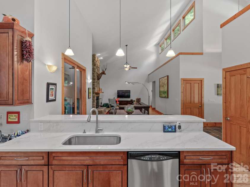 1370 Salola Lane, Brevard, NC 28712.  MLS# CAR4415333, YatesRealty ID 47754. 