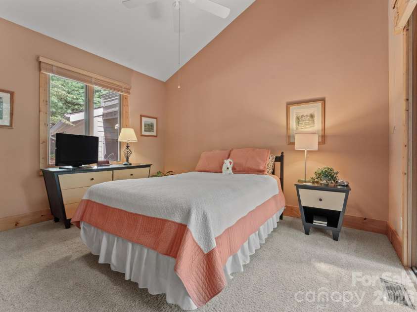 1370 Salola Lane, Brevard, NC 28712.  MLS# CAR4415333, YatesRealty ID 47754. 