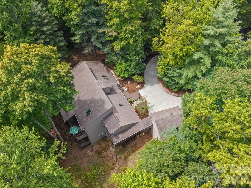 1370 Salola Lane, Brevard, NC 28712.  MLS# CAR4415333, YatesRealty ID 47754. 