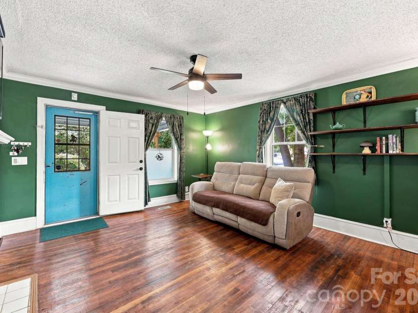 115 Henderson Street, Salisbury, NC 28144.  MLS# CAR4416911, YatesRealty ID 47756. 