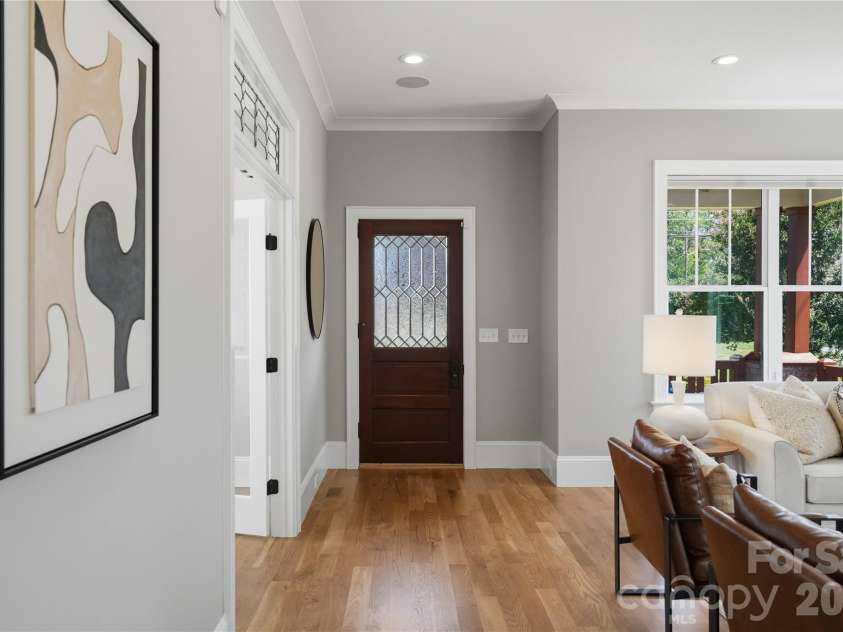 4342 Walker Road, Charlotte, NC 28211.  MLS# CAR4416343, YatesRealty ID 47757. 