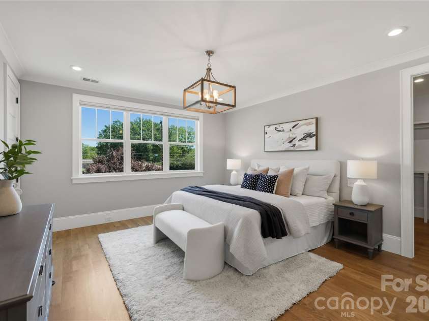 4342 Walker Road, Charlotte, NC 28211.  MLS# CAR4416343, YatesRealty ID 47757. 