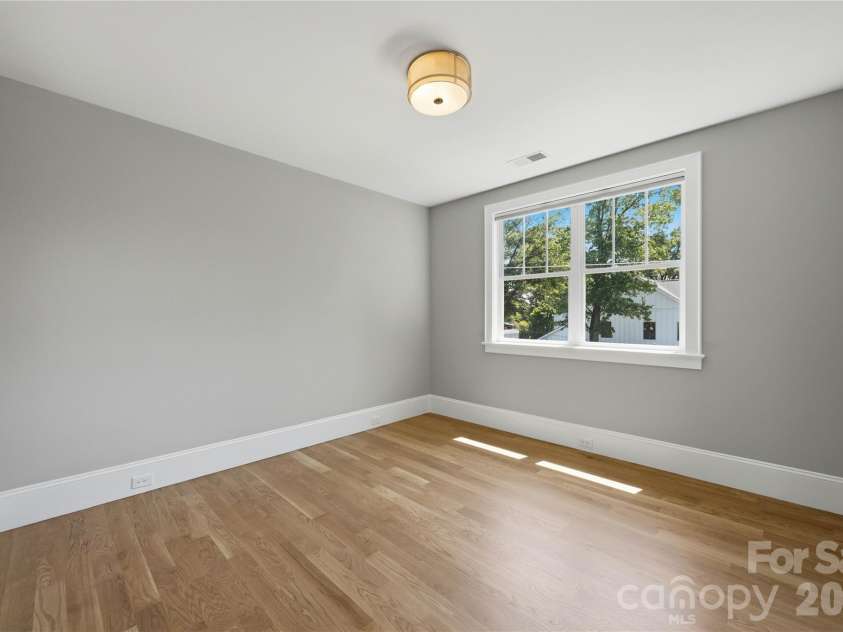 4342 Walker Road, Charlotte, NC 28211.  MLS# CAR4416343, YatesRealty ID 47757. 